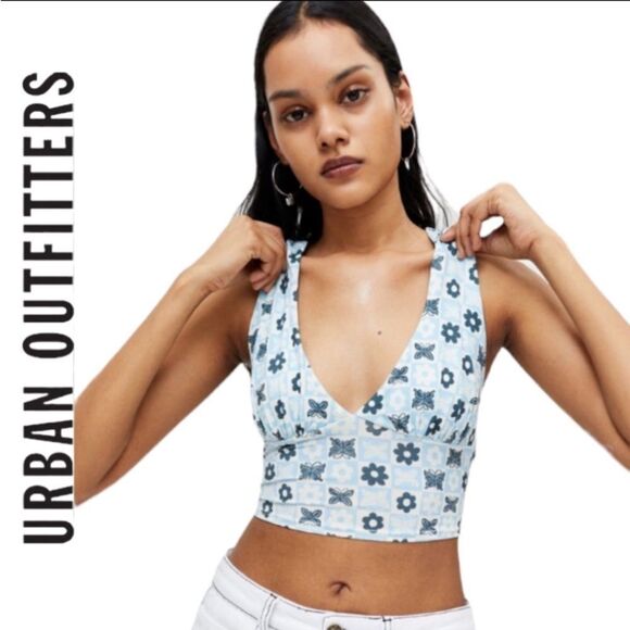 NEW Urban Outfitters UO Phoenix Plunging Tie-Back Tank Top L - Picture 1 of 4